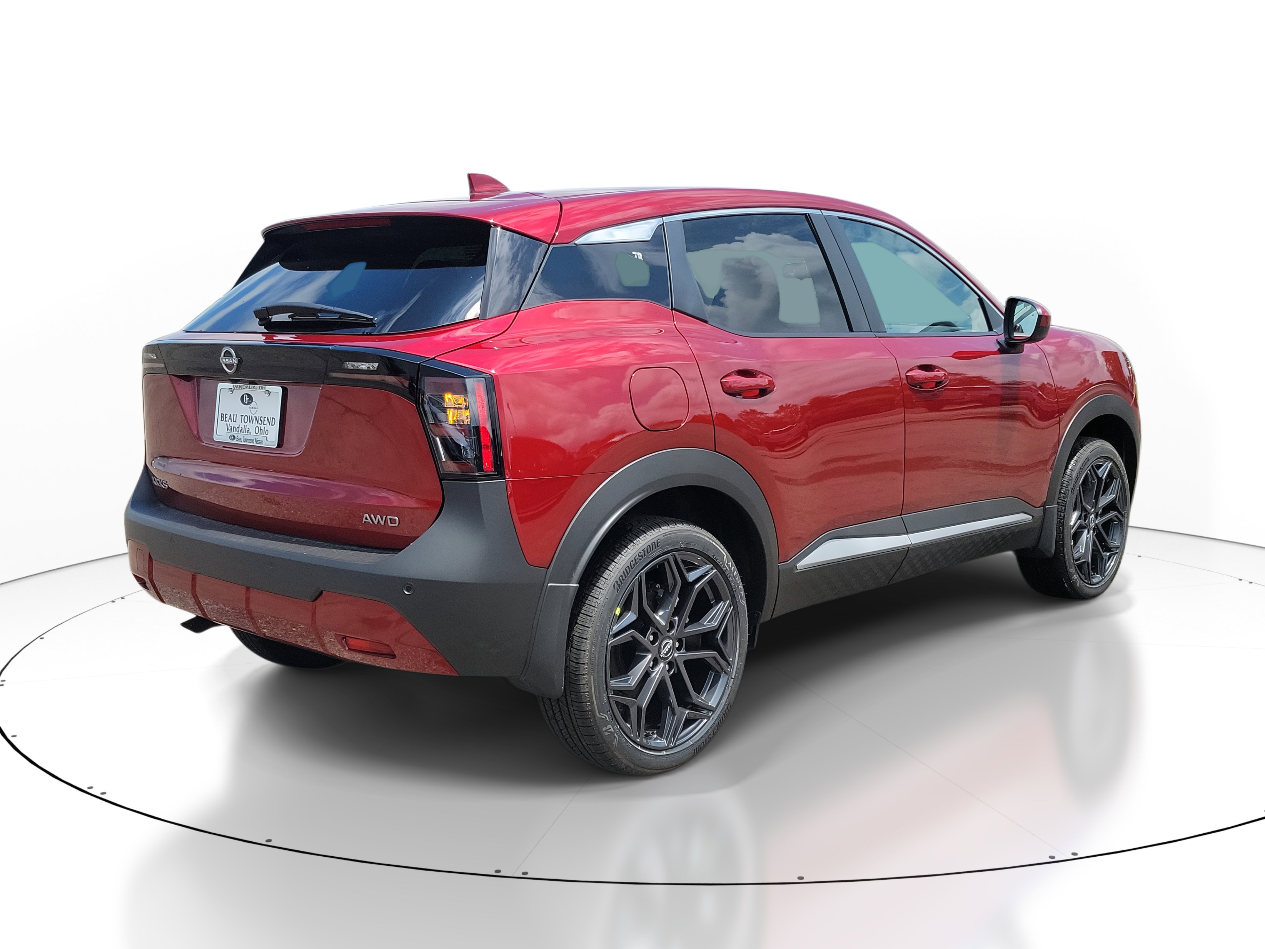 2025 Nissan Kicks SV photo 4