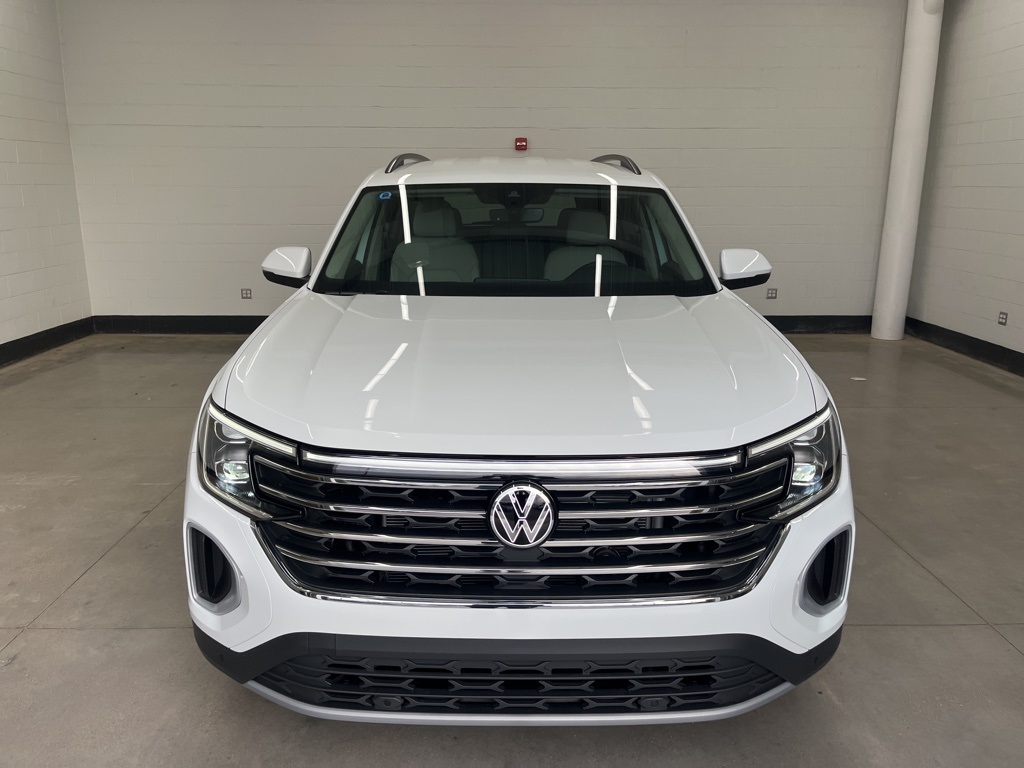 2025 Volkswagen Atlas SE Technology photo 9