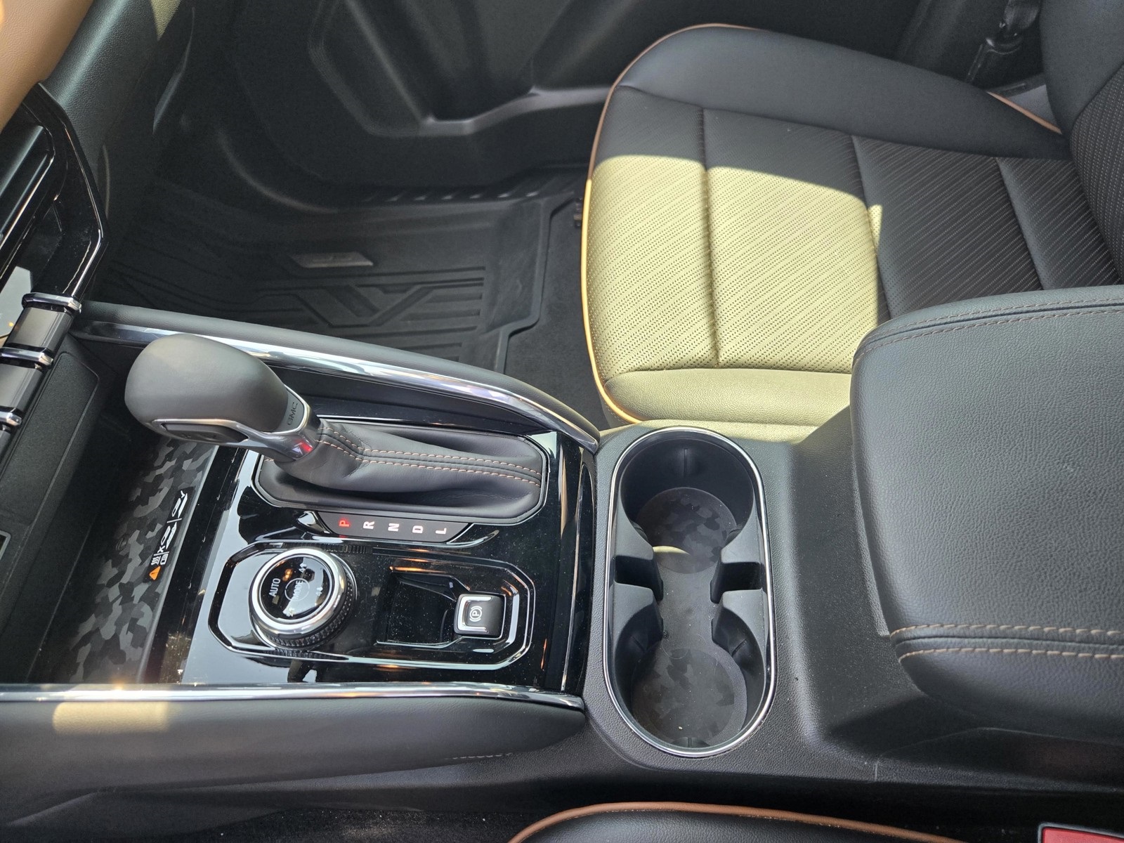 2023 Gmc Canyon AT4 photo 24