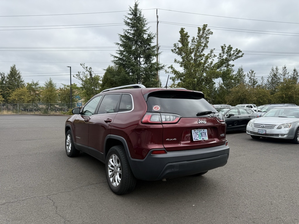 2019 Jeep Cherokee Latitude photo 3