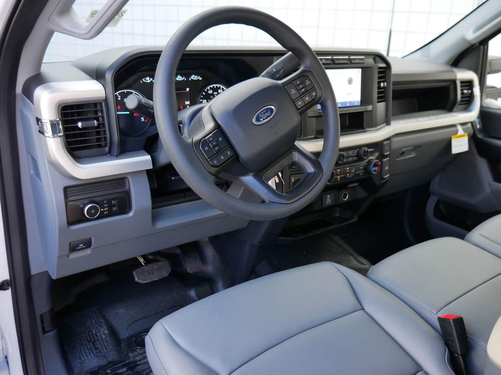 2024 Ford F-450 XL photo 4