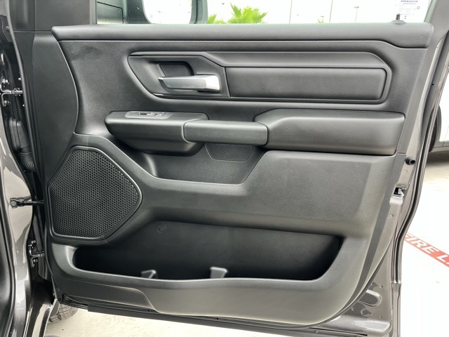 2025 Ram 1500 Tradesman photo 23