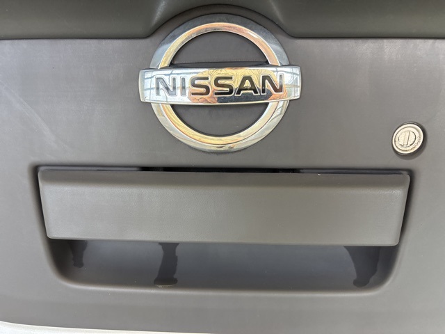 2016 Nissan Frontier SV photo 8
