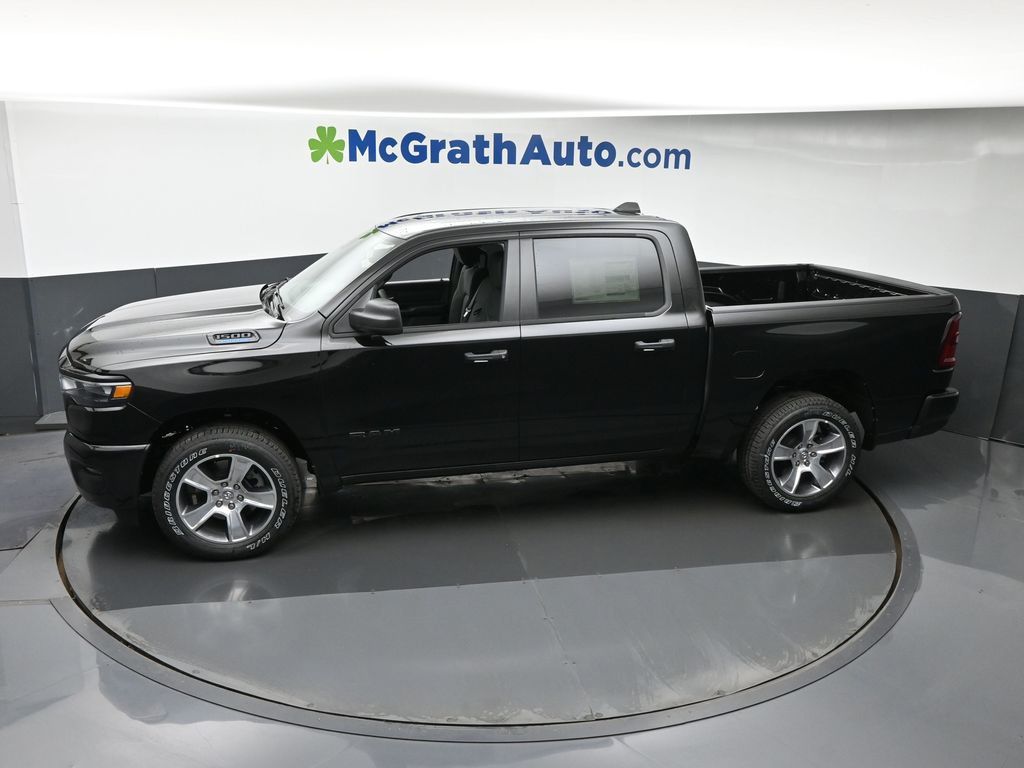 2025 Ram 1500 Tradesman photo 16