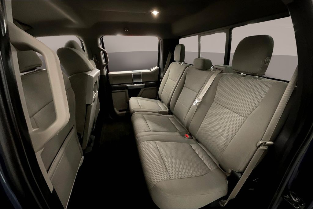 2017 Ford F-150 XLT photo 26