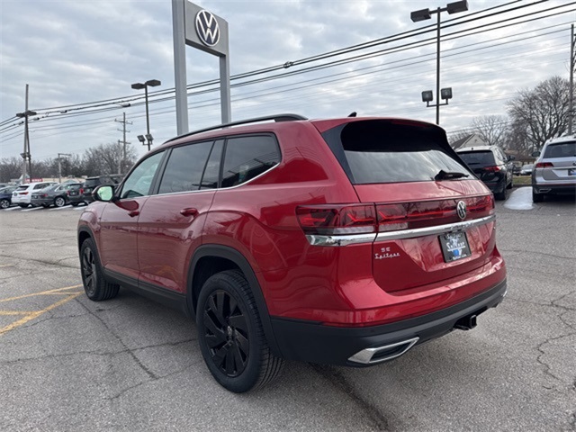 2025 Volkswagen Atlas SE Technology photo 7