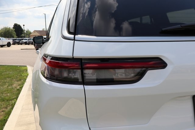 2025 Jeep Grand Cherokee L Summit photo 30