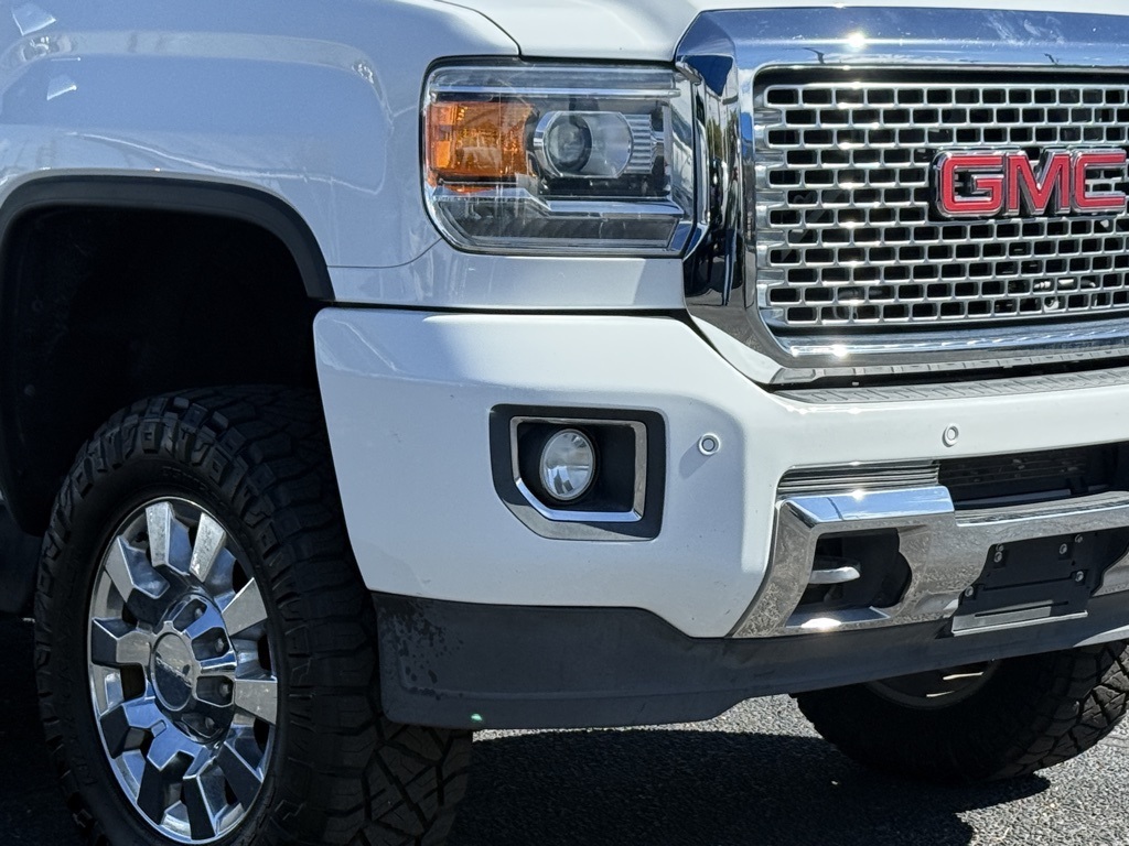2017 Gmc Sierra Denali photo 2