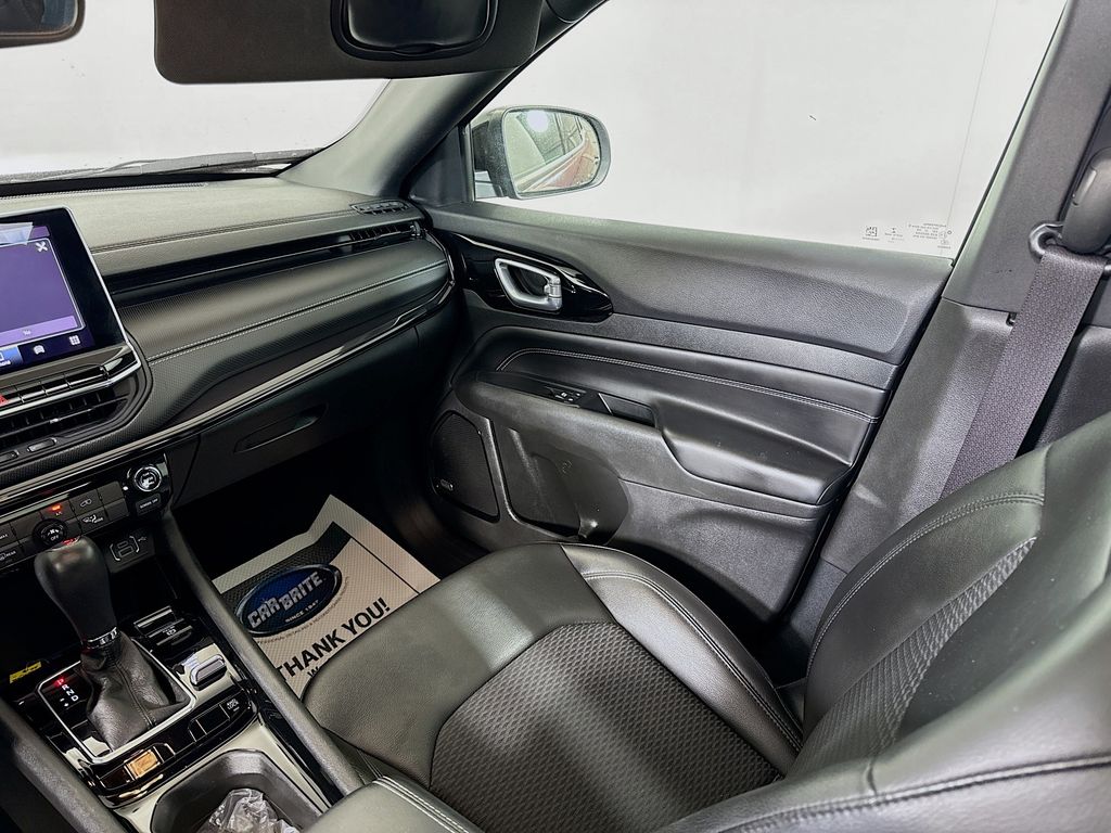 2022 Jeep Compass Altitude photo 22