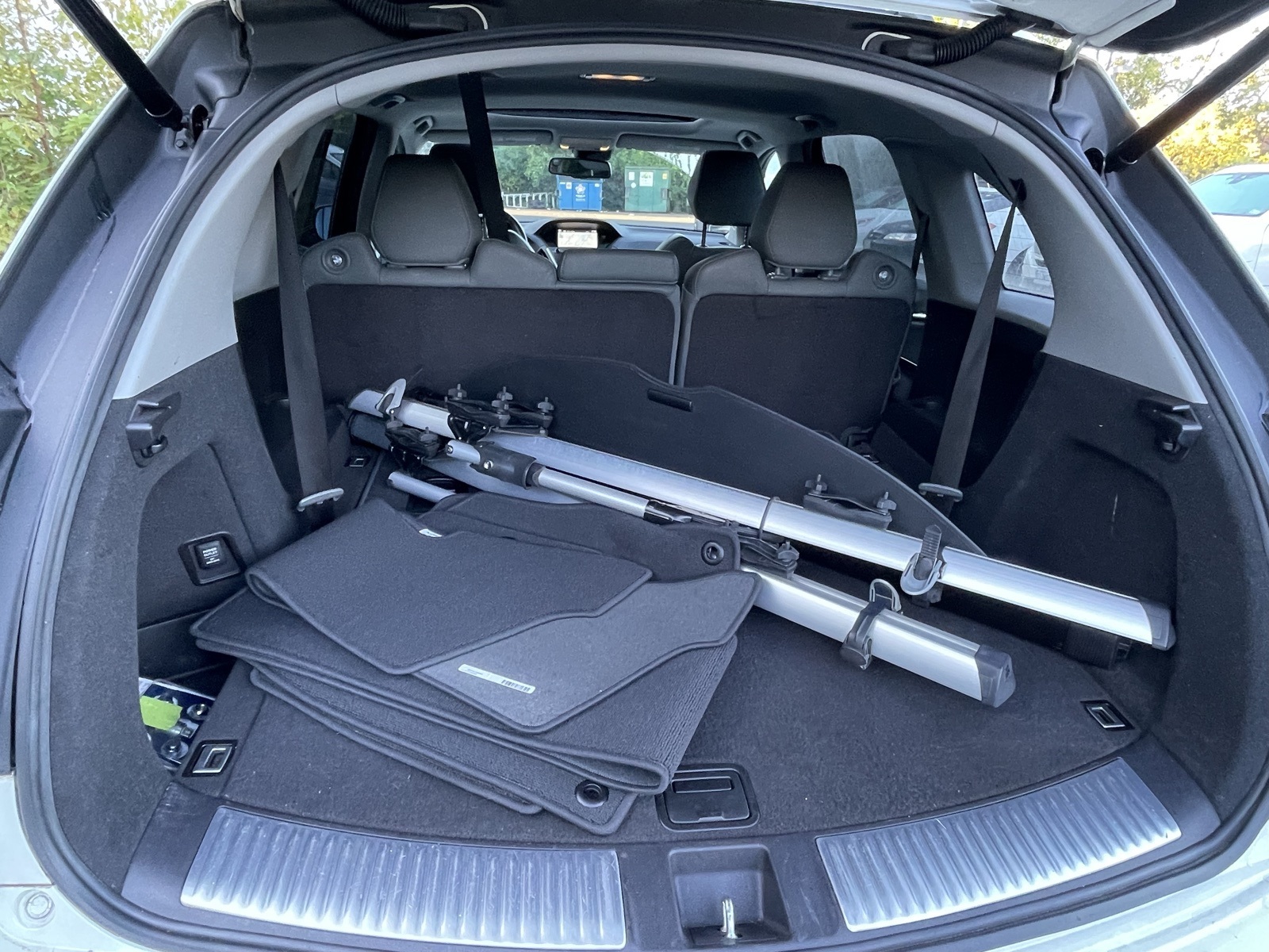 2014 Acura MDX Technology SH-AWD photo 26