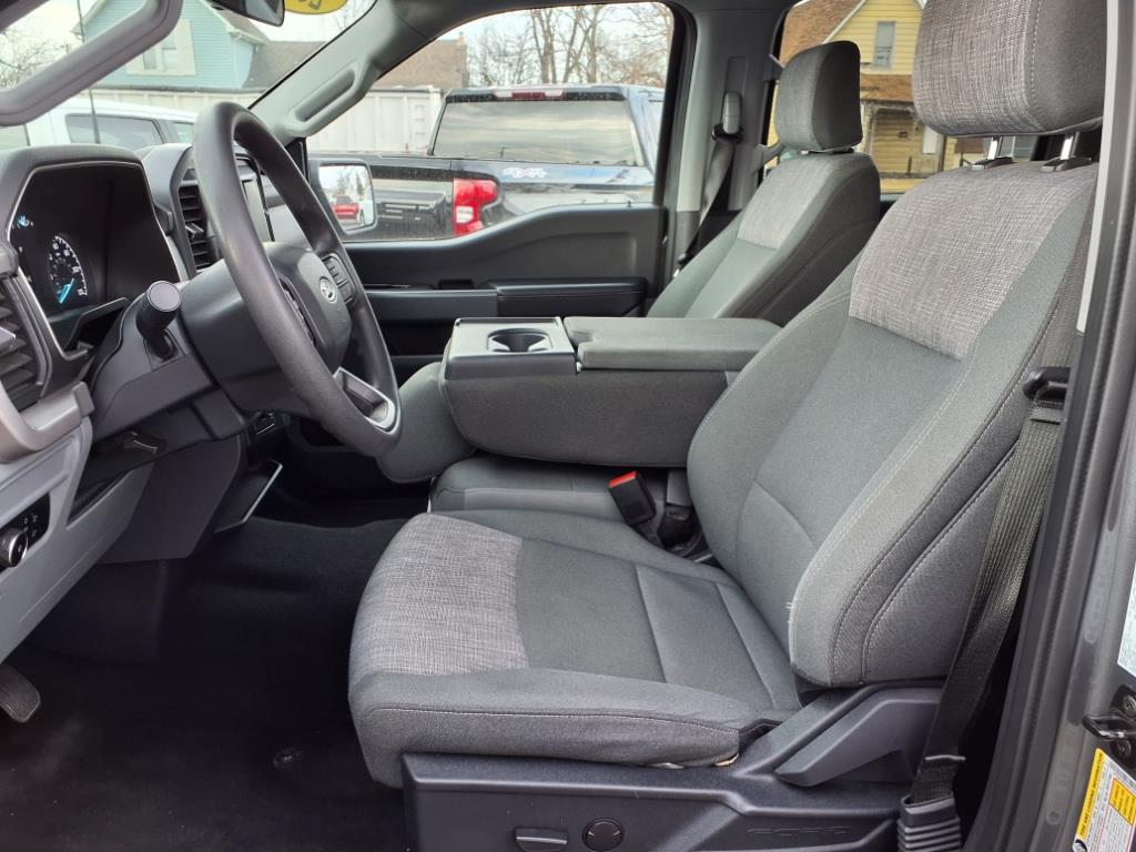 2023 Ford F-150 XLT photo 4