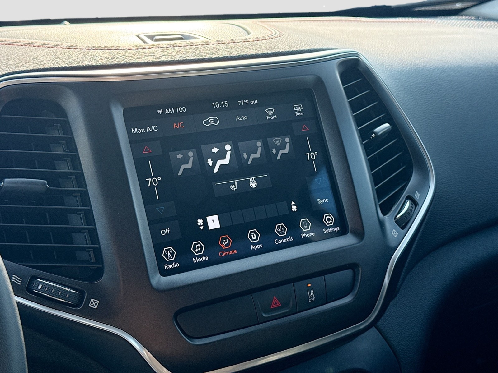2022 Jeep Cherokee Trailhawk photo 13