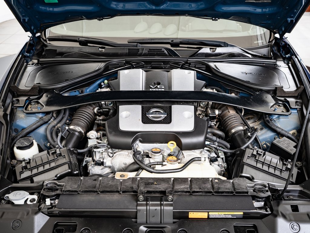 2017 Nissan 370Z Sport photo 30