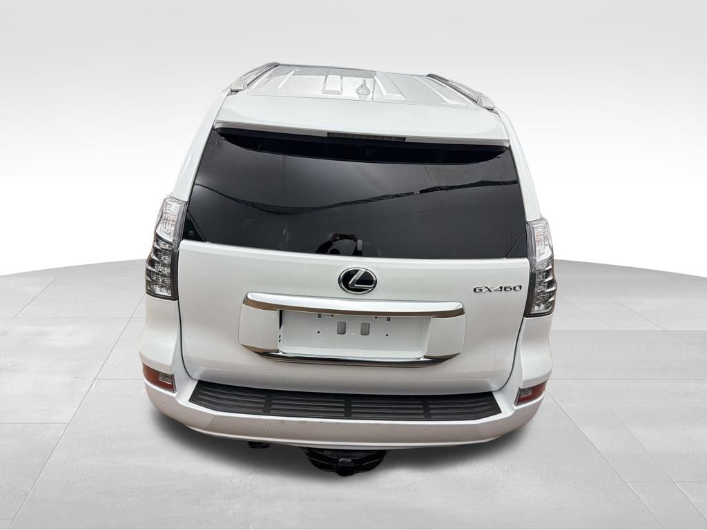 2021 Lexus GX 460 photo 2