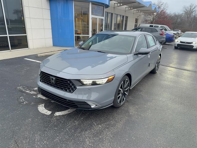 2025 Honda Accord Hybrid Touring's photo