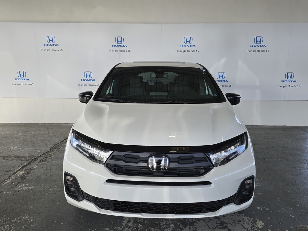 2025 Honda Odyssey photo 2