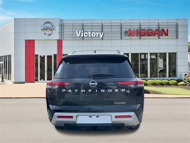 2025 Nissan Pathfinder Platinum photo 4