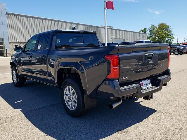 2025 Toyota Tacoma SR5 photo 7