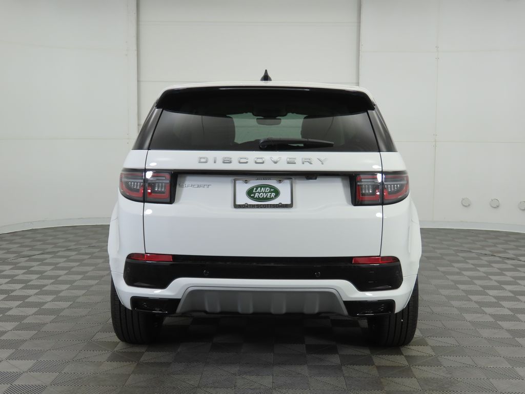 2024 Land Rover Discovery Sport S photo 3