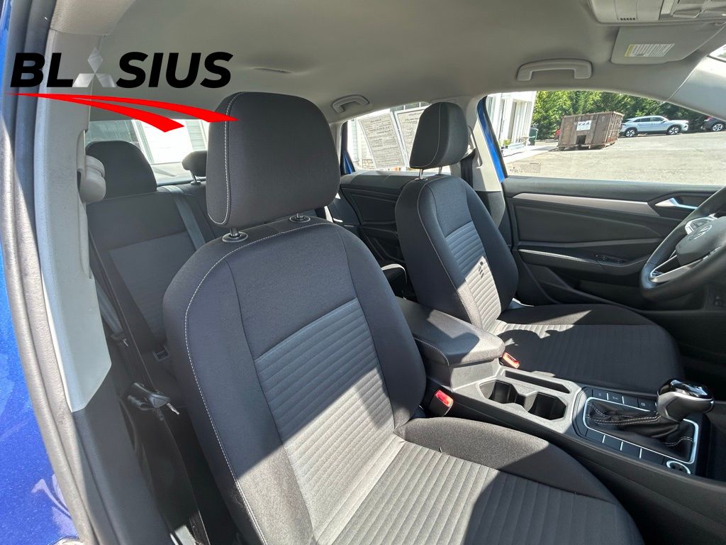 2024 Volkswagen Jetta 1.5T S photo 40