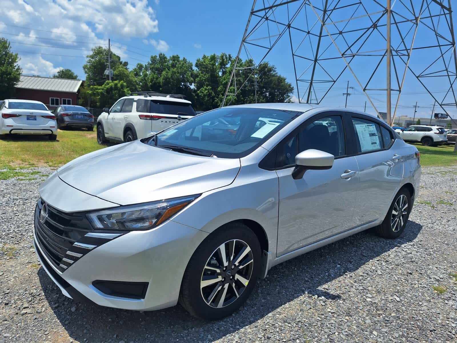 2025 Nissan Versa SV photo 9