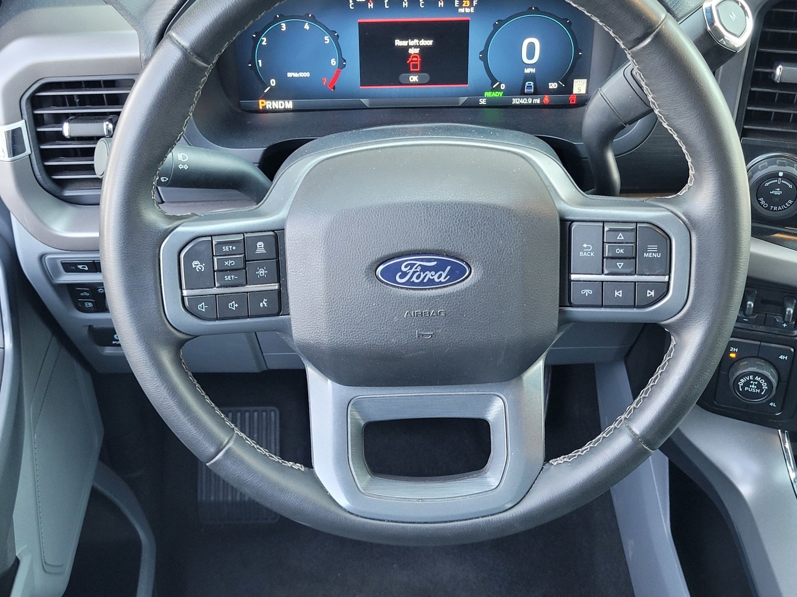 2024 Ford F-150 XLT photo 10