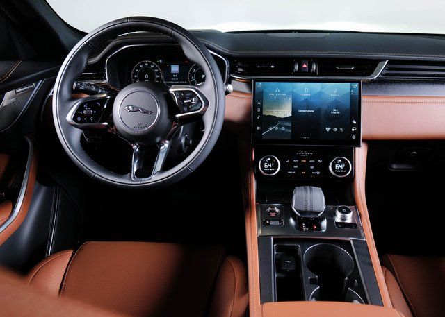 2026 Jaguar F-PACE P250 R-Dynamic S photo 9