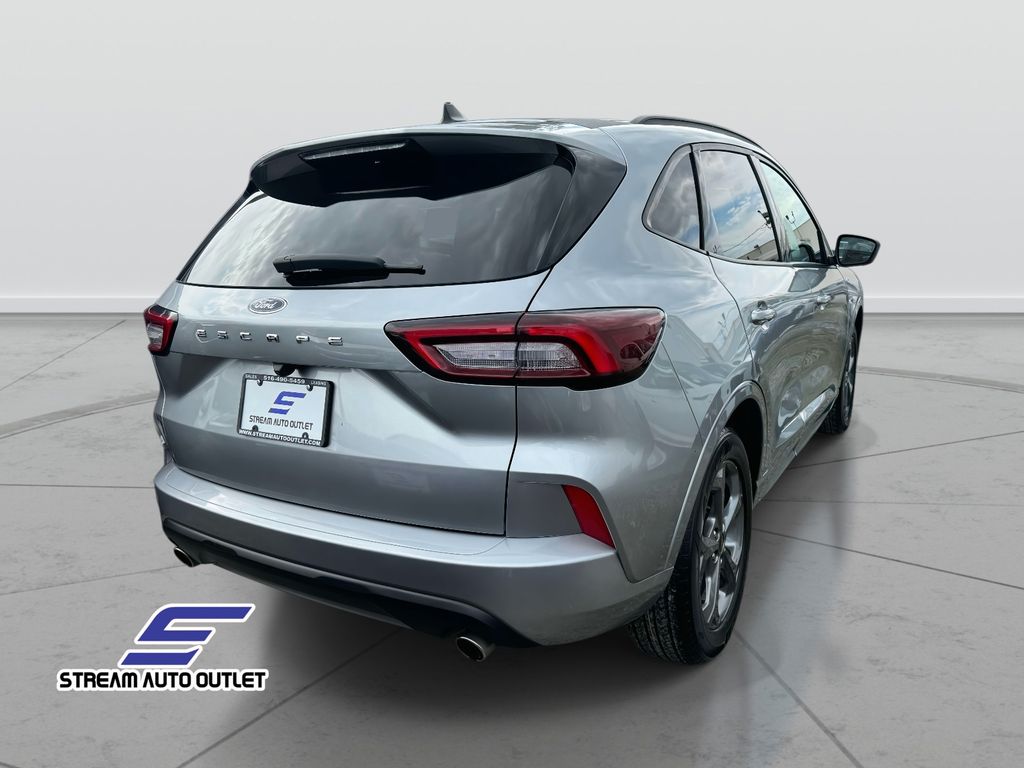 2024 Ford Escape ST-Line photo 6