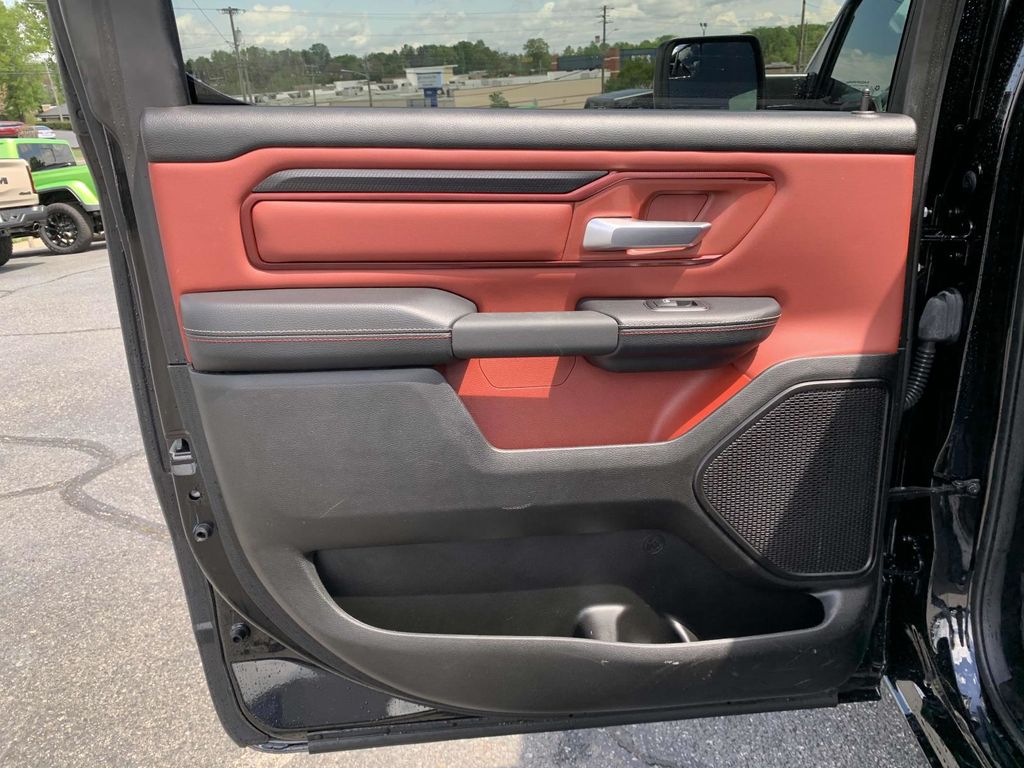 2024 Ram 1500 Rebel photo 18