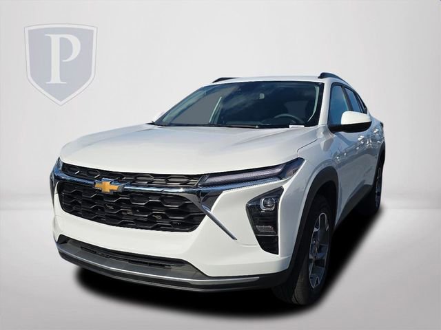 2024 Chevrolet Trax LT photo 8