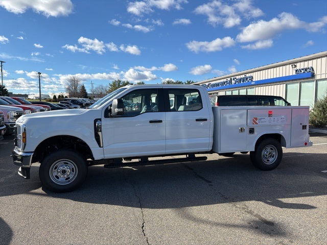 2026 Ford F-250 Super Duty XL's photo