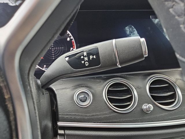 2020 Mercedes Benz E 350 4MATIC photo 8