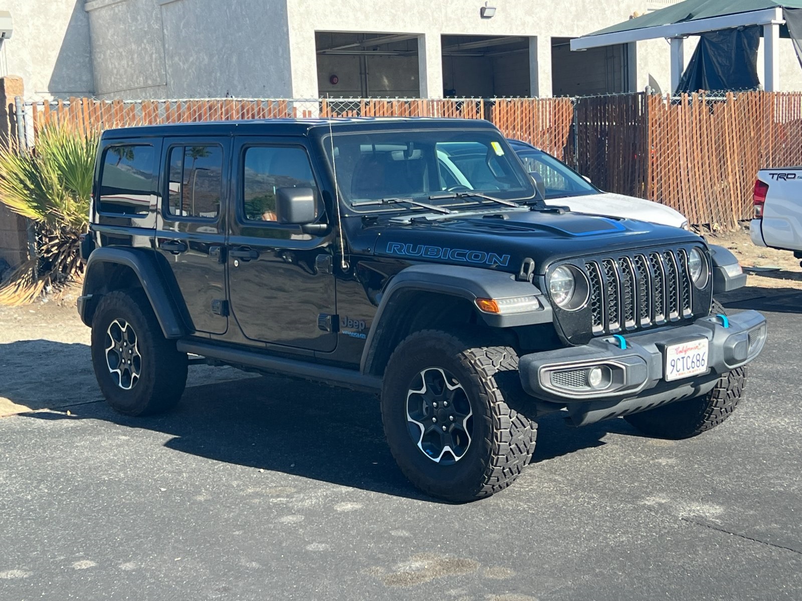 2022 Jeep Wrangler Unlimited Rubicon 4xe photo 2