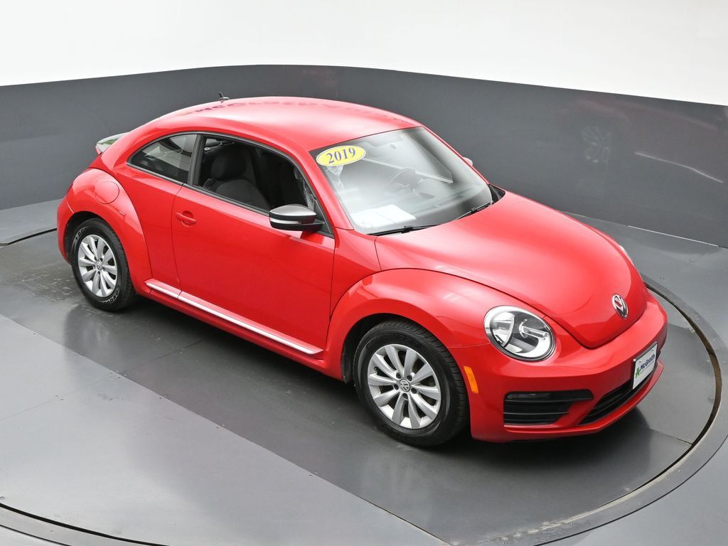 Used 2019 Volkswagen Beetle S with VIN 3VWFD7AT8KM708929 for sale in Marion, IA