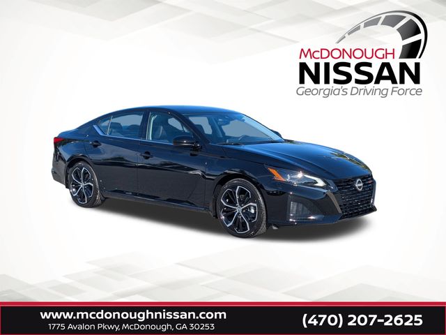 2025 Nissan Altima SR's photo