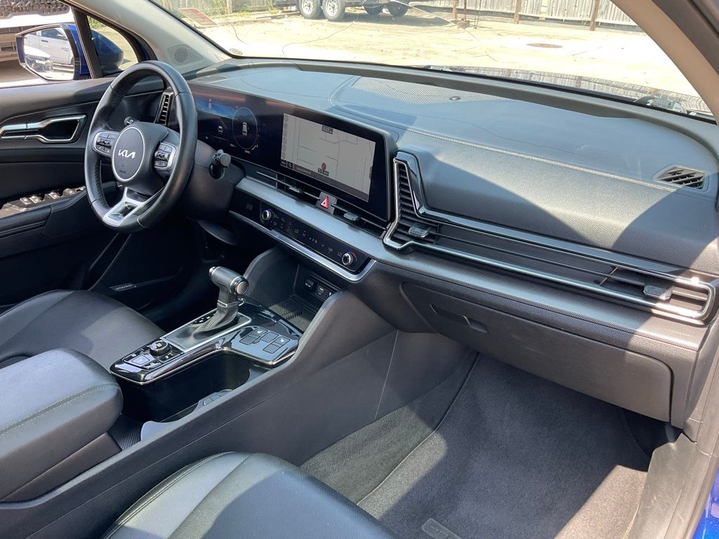 2024 Kia Sportage SX photo 20