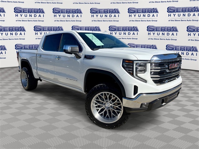 2025 GMC Sierra 1500 SLT's photo