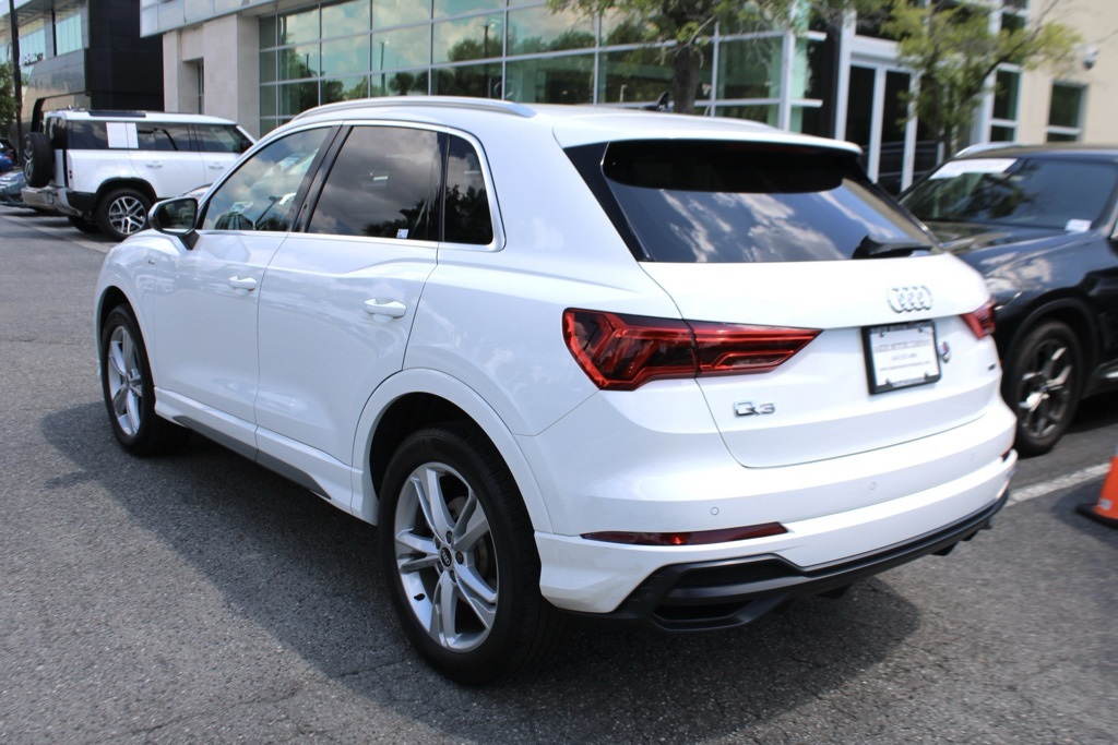 2021 Audi Q3 S line Premium 45 TFSI photo 10