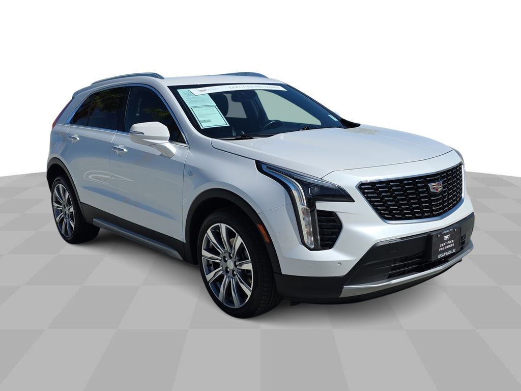 2023 Cadillac XT4 Premium Luxury photo 2