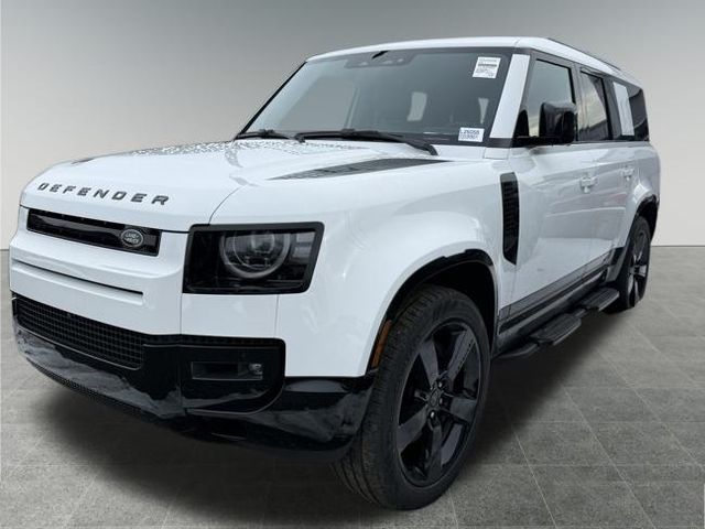 2026 Land Rover Defender X-Dynamic SE's photo