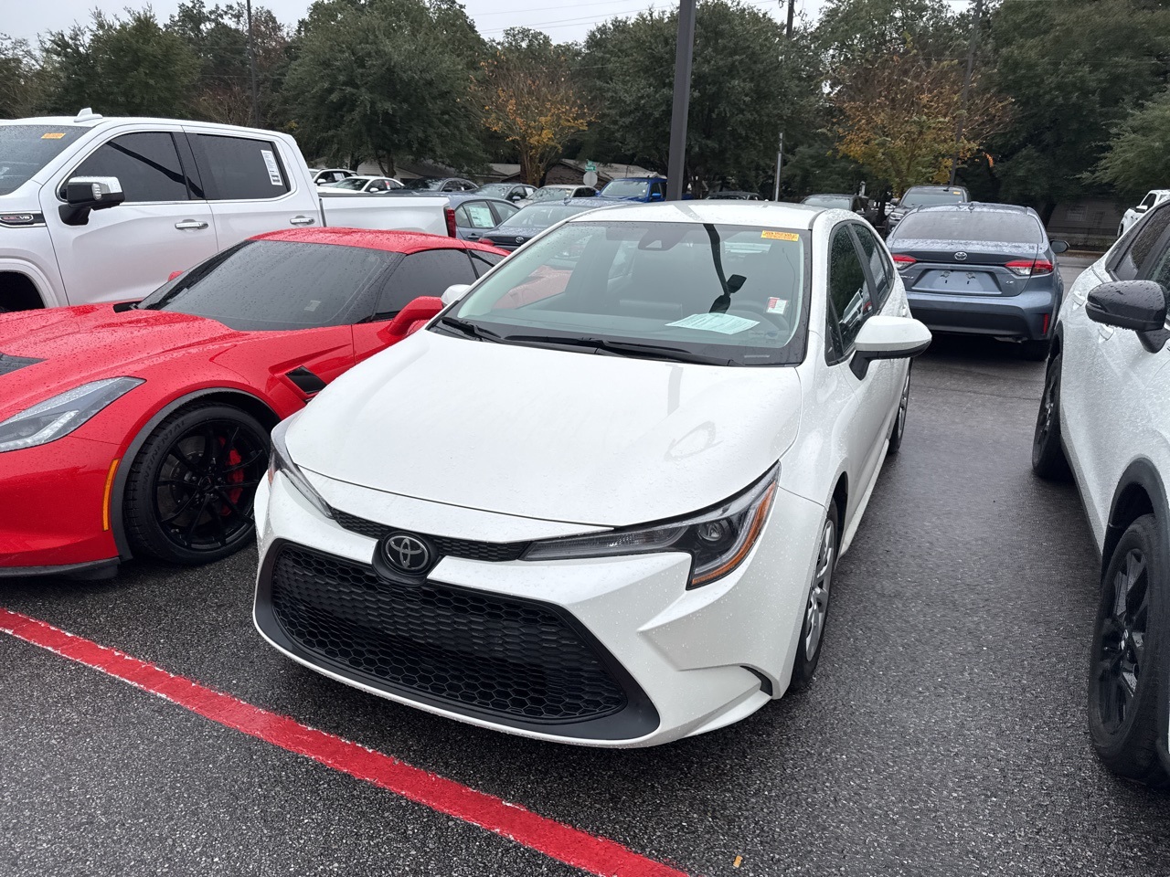 2021 Toyota Corolla LE's photo