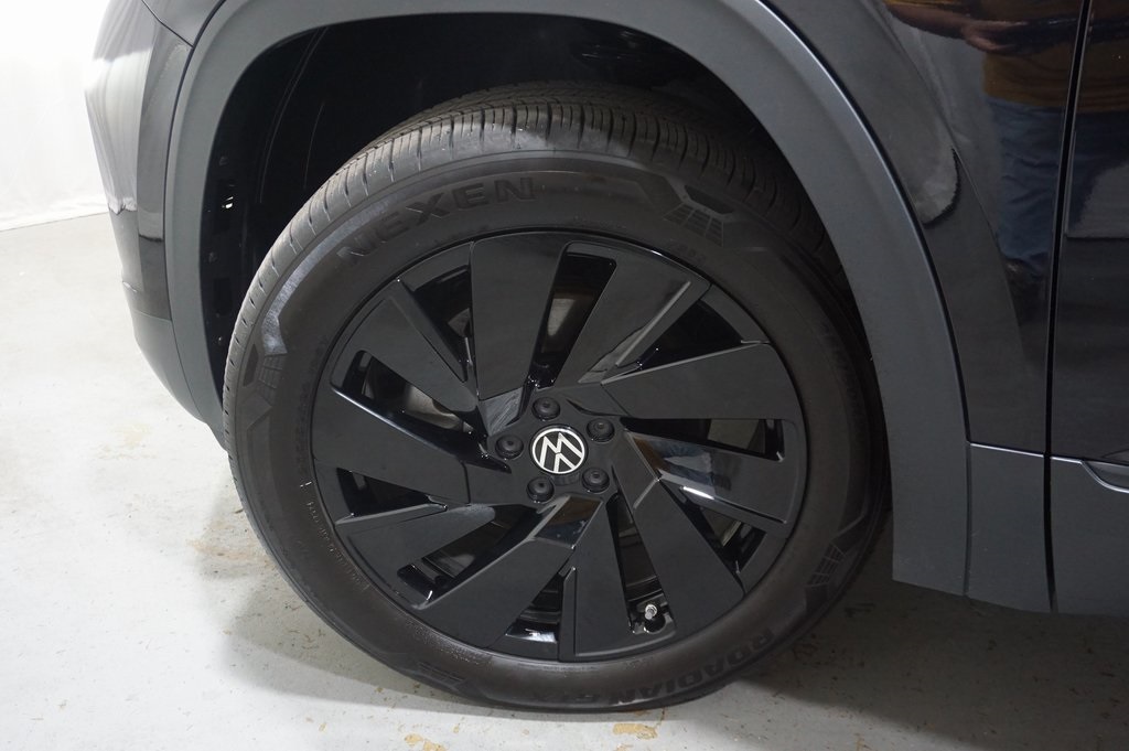 2025 Volkswagen Atlas Cross Sport SE Technology photo 28