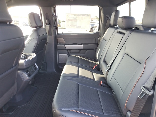 2025 Ford F-150 Lariat photo 9