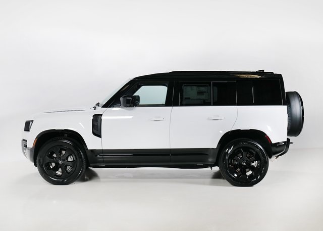 2025 Land Rover Defender 110 X-Dynamic SE photo 4