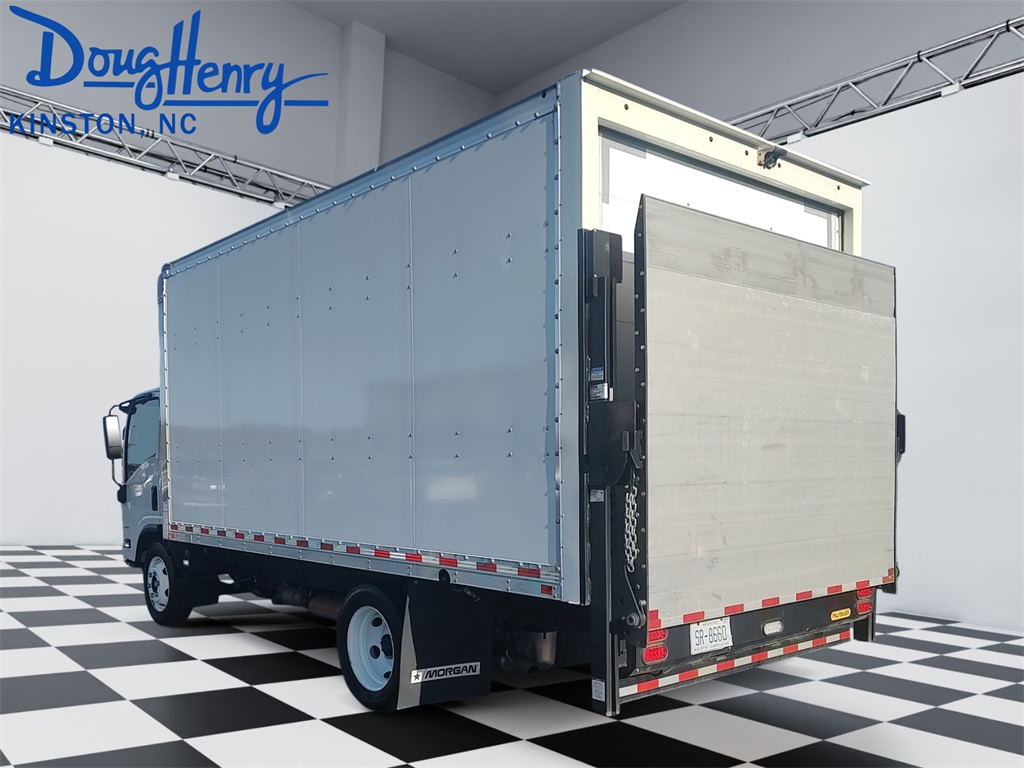 2023 Chevrolet Silverado 4500HD Base photo 3