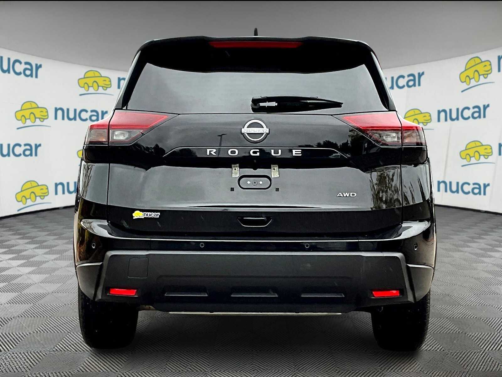 2025 Nissan Rogue SV photo 5
