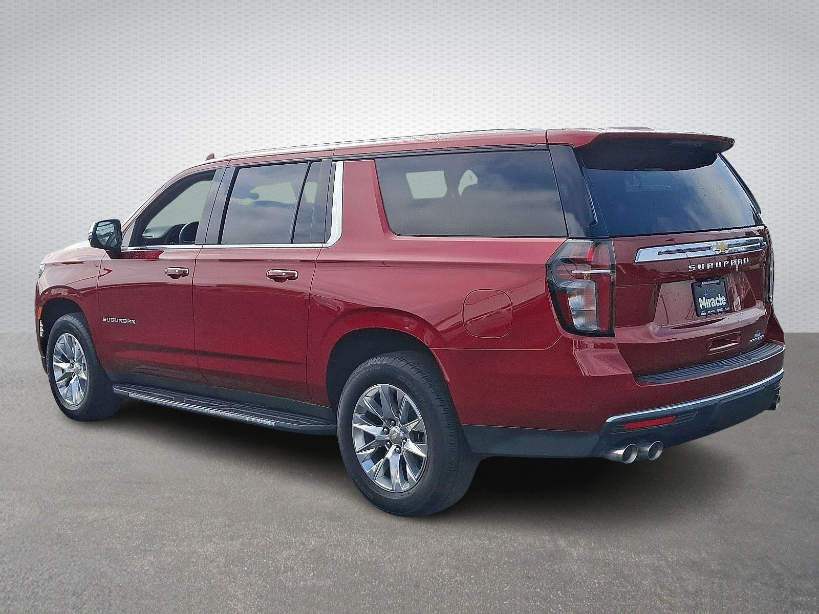 2024 Chevrolet Suburban Premier photo 4