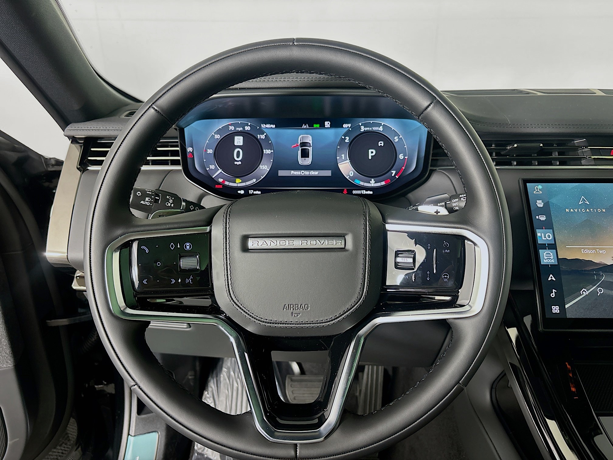 2025 Land Rover Range Rover Sport SE photo 11