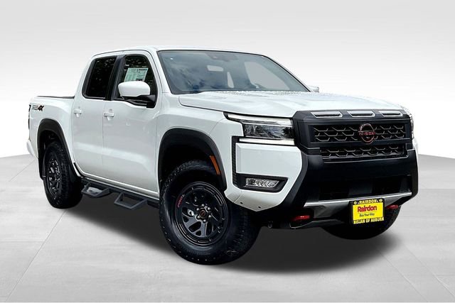 2025 Nissan Frontier PRO-4X's photo