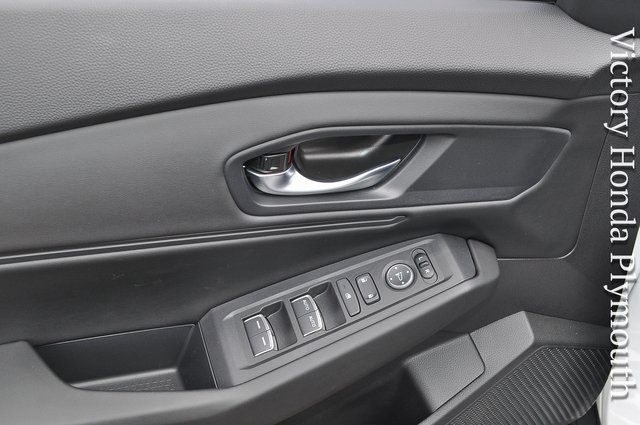 2025 Honda Accord SE photo 6